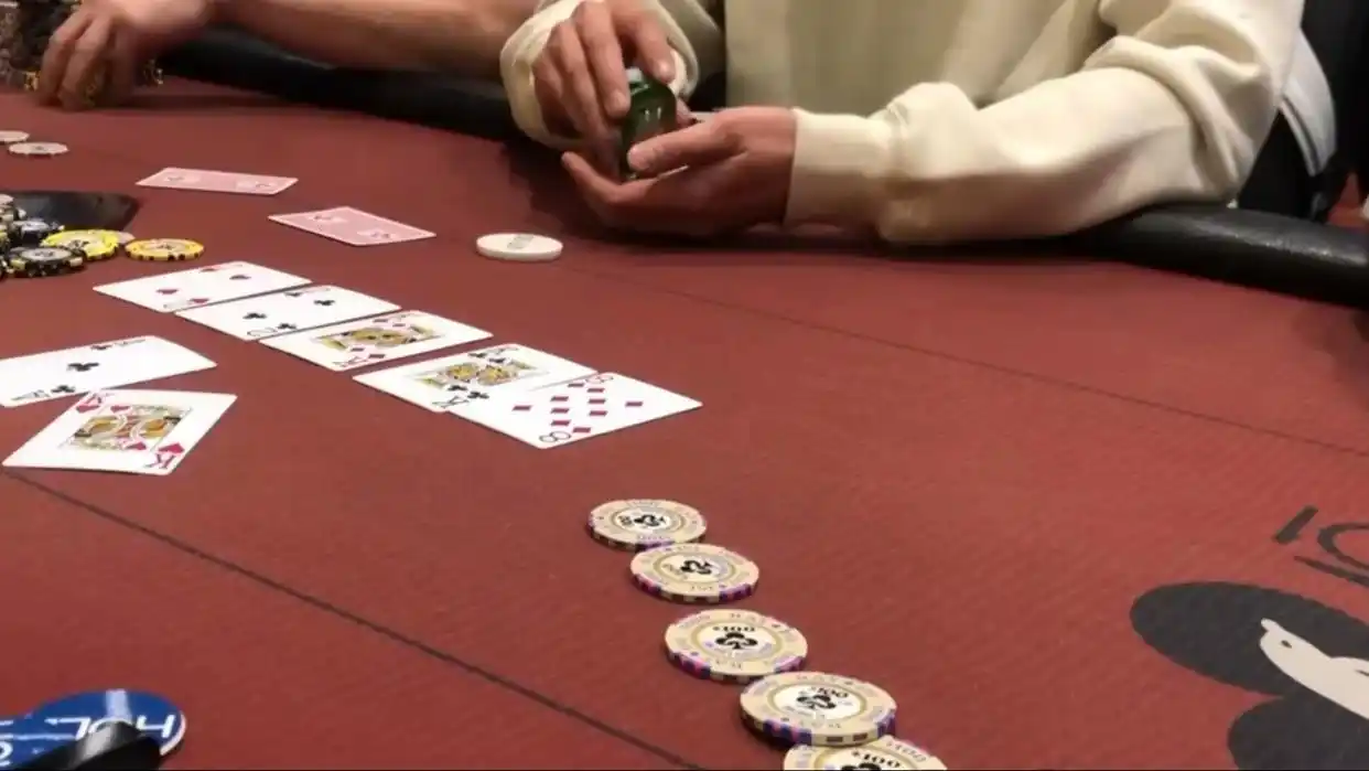 冷静镇定起手牌选择_GG德州扑克复盘技巧_德州扑克基础策略