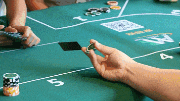 转牌圈诈唬策略_诈唬下注公共牌结构_GG德州扑克价值下注