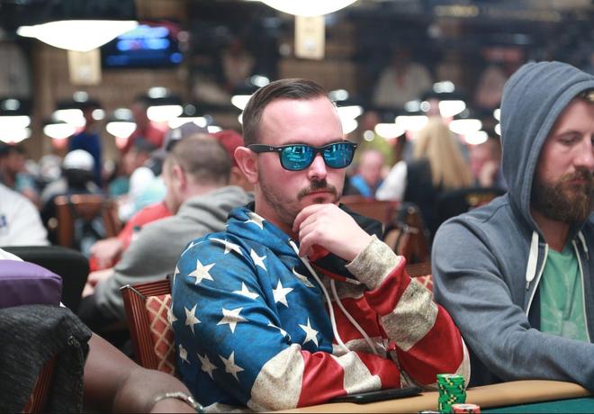 六人桌与九人桌策略区别_GG德州扑克转牌策略_在线扑克位置重要性